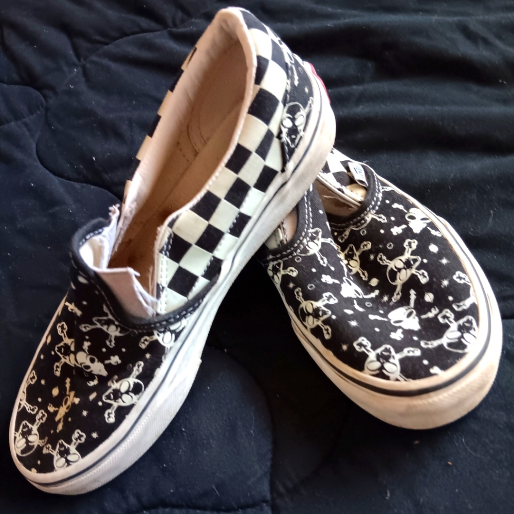 Kids vans glow in the dark slip ons